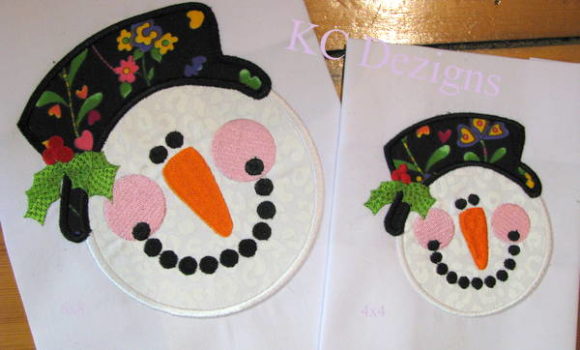 Snowman Face with Hat Holly Applique
